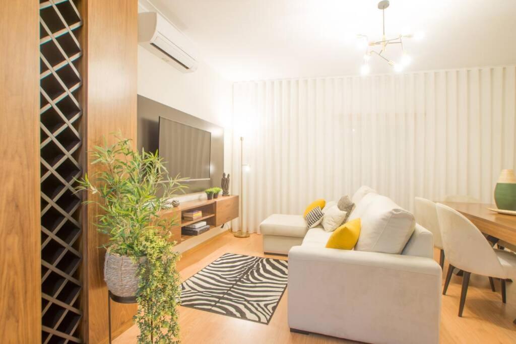 Modern Apartment In Coimbra City Center Luaran gambar